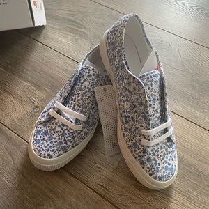 Superga floral pattern sneakers. New in box. Size 8.5
